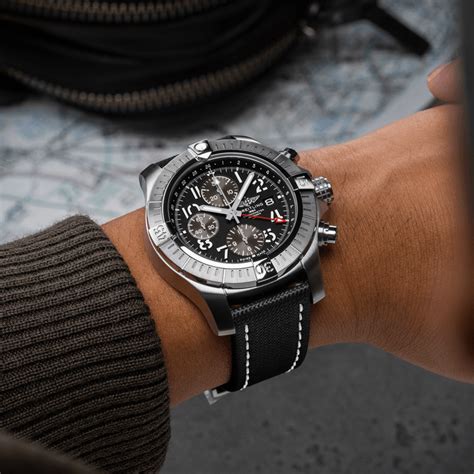 breitling vietnam war watch|Breitling chrono avenger.